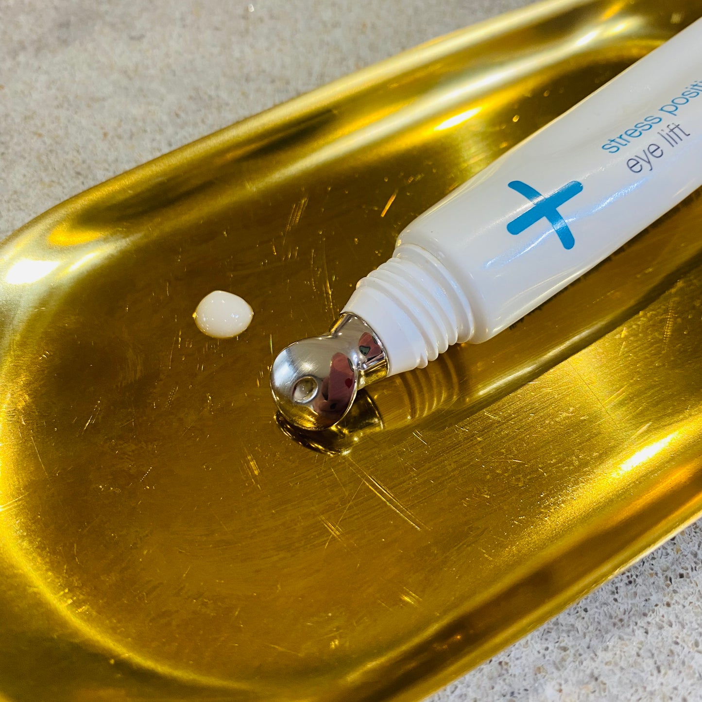 stress positive eye lift dermalogica