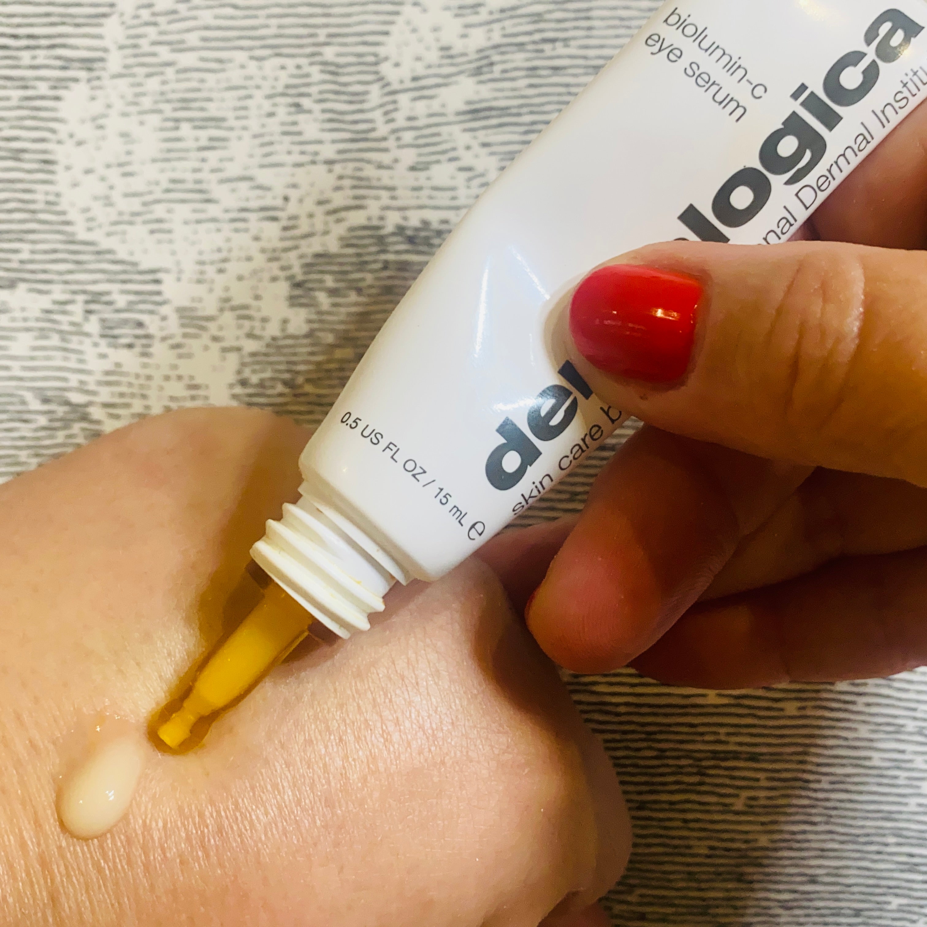 Biolumin-C Eye Serum